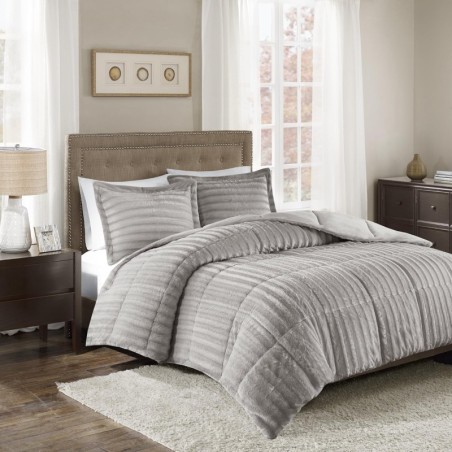 Madison Park Duke Luxe Faux Fur Reversible Comforter Set, Soft Plush Reverse, Modern Down Alternative Filling Cozy Bedding, Box Quilted Warm Cover, Matching Shams, Full/Queen, Grey 3 Piece