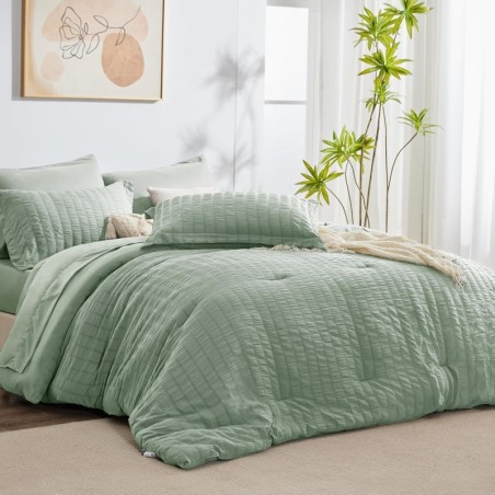 CozyLux Queen Seersucker Comforter Set with Sheets Sage Green Bed in a Bag 7-Pieces All Season Bedding Sets with Comforter, Pillow Sham, Flat Sheet, Fitted Sheet, Pillowcase