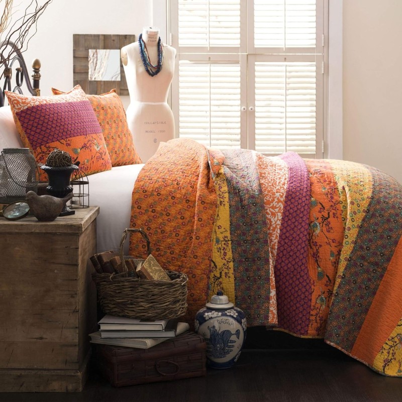 Lush Decor Royal Empire Reversible Cotton Quilt Set - 3 Piece Striped Bedding Set - Bold & Colorful Bohemian Patterns - Soft Cotton Feel - King, Tangerine