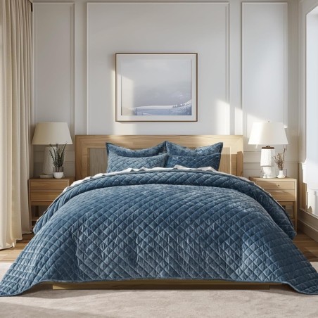 EVERGRACE Luxury Velvet Quilt Set King Size, Diamond Quilted Lightweight Velvet Comforter for All Season, Ultra Soft Oversized Bedspread Coverlet Bedding Set with 2 Pillow Shams, Stormy Blue