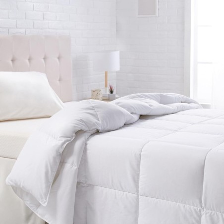 Amazon Basics White Down Alternative Comforter and Duvet Insert with Corner Tabs (Full/Queen, All-Season)