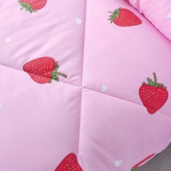 SDY 3PCS Strawberry Comforter Set Queen, Strawberry Queen Size Bedding Set, Kawaii Bed Set Kids Comforter Set, Cute Pink Bedding Room Decor for Girls, Children, Teen…