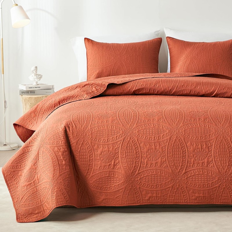 akkialla Queen Quilt Bedding Set,Burnt Orange Ultrasonic Full/Queen Quilt Set,Lightweight Soft Bedspread Coverlet,Modern Style Coin Pattern Bed Cover for All Seasons,3 Piece(1 Quilt,2 Pillow Shams)